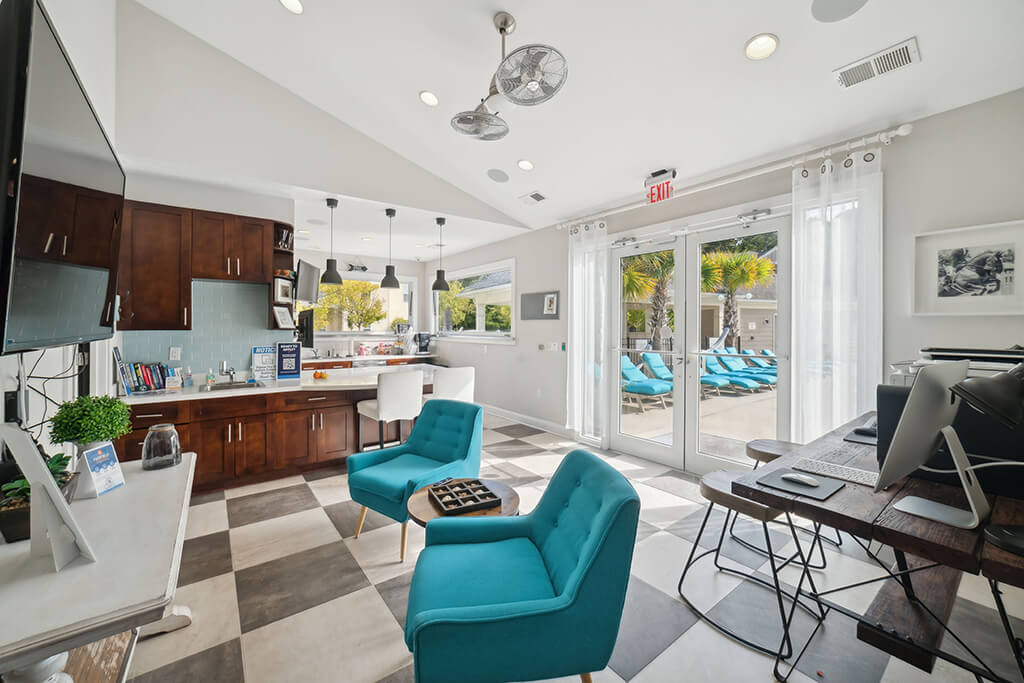 The Apartments at Shade Tree Image 3