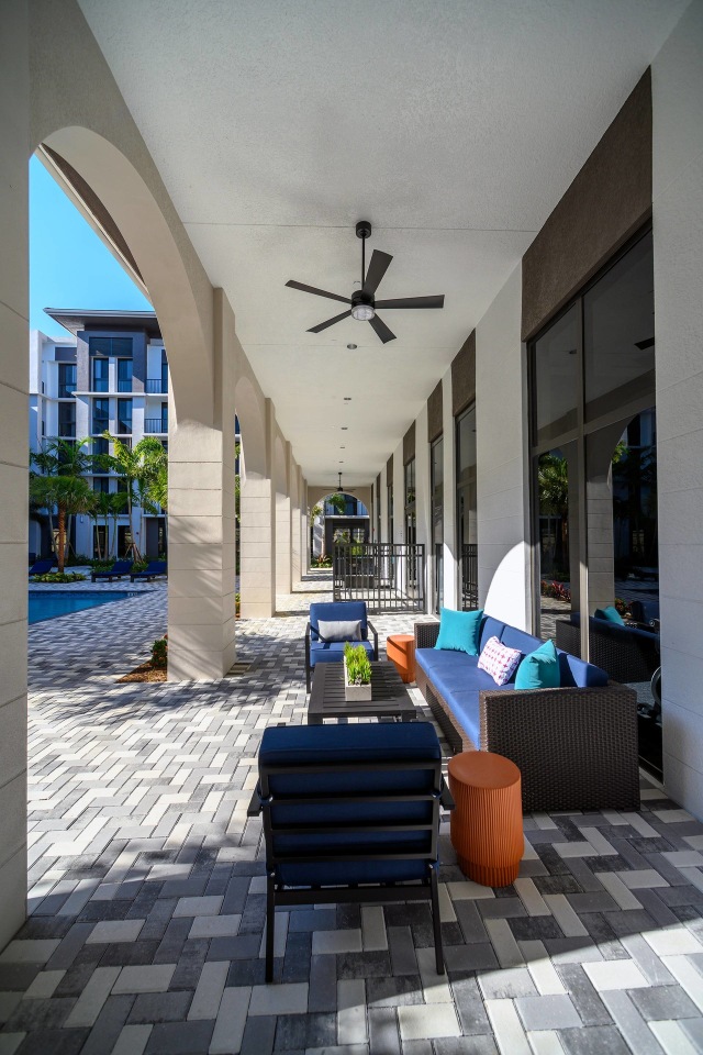 The Point at Palm Beach Gardens Image 10