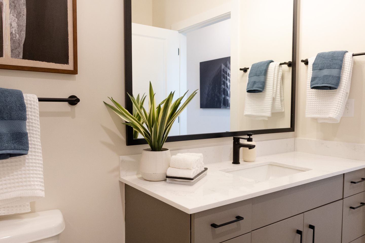 District at Riverside Image 32