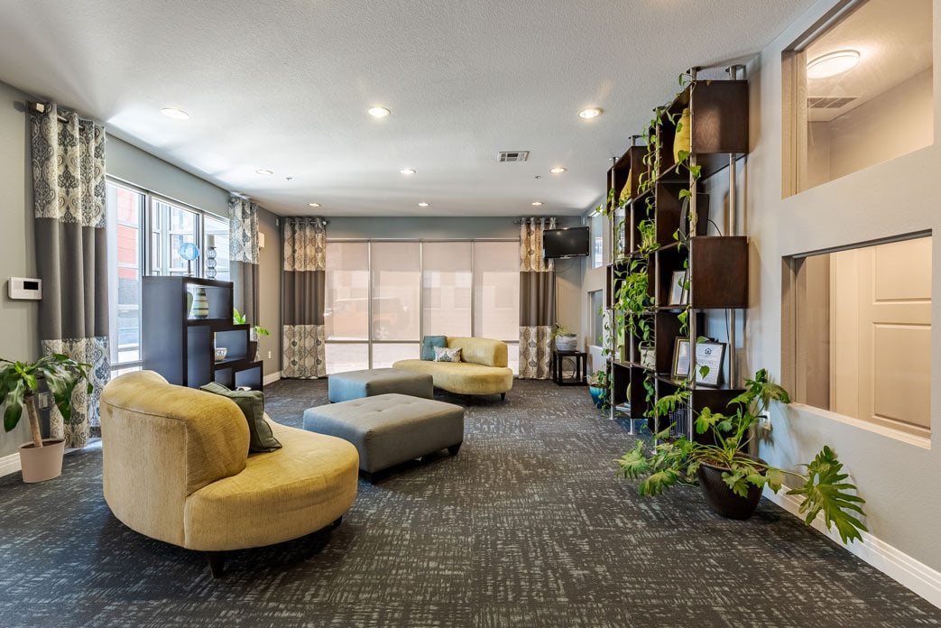 Diamond at Prospect Apartments Image 6