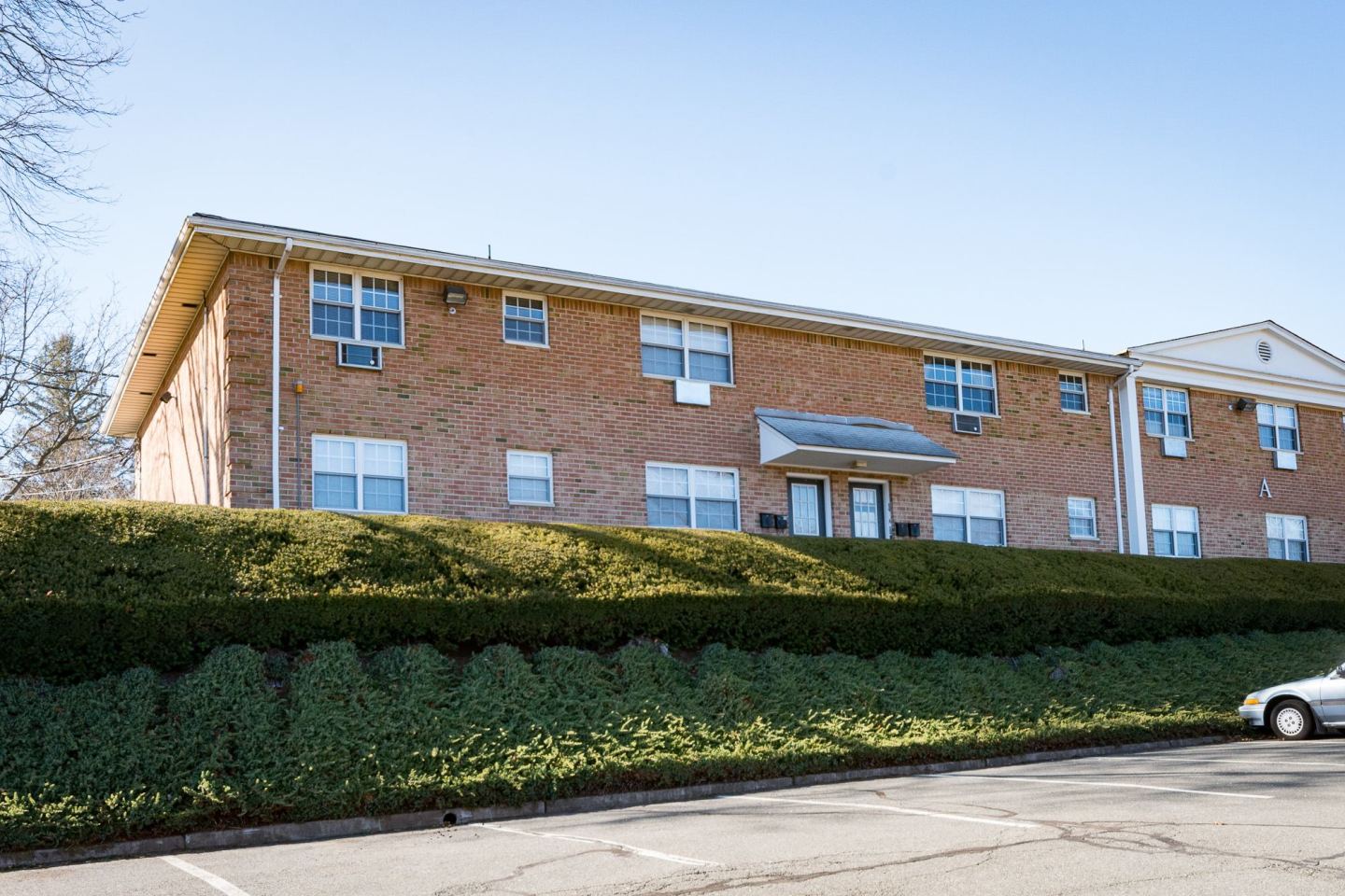 Valley Apartments Image 1