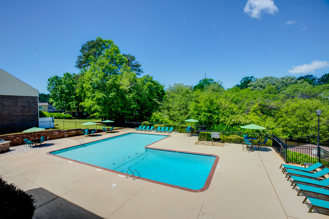 Lakecrest Apartments Image 1