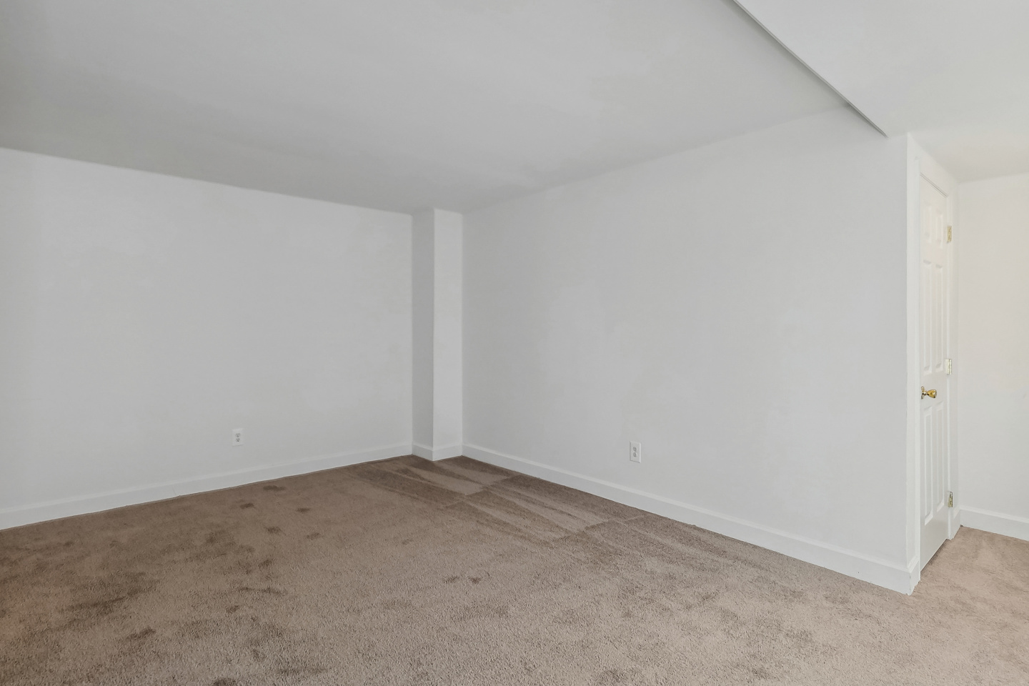 Barclay Square Apartments Image 7