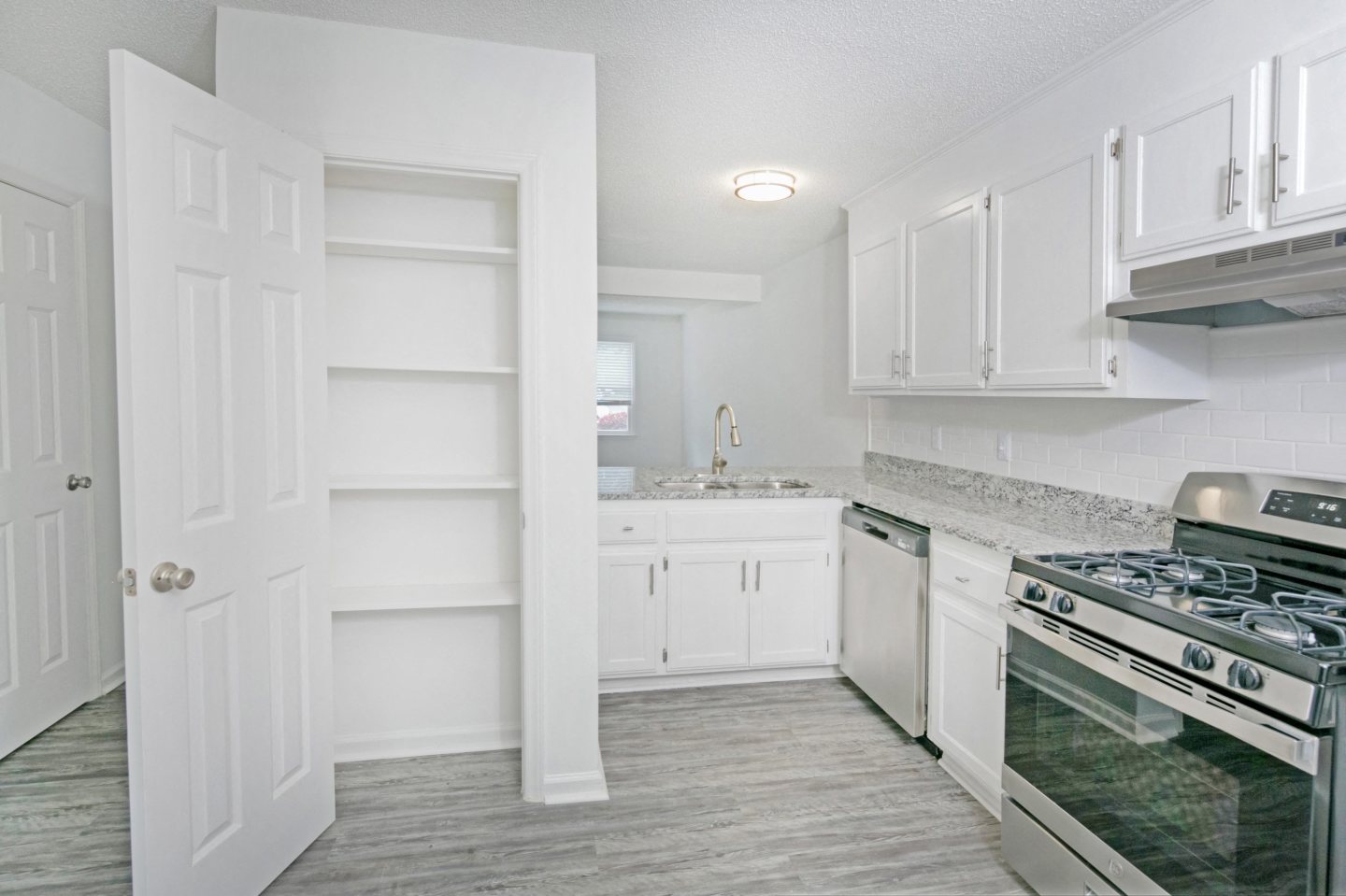 Belmont Heights Apartments & Townhomes Image 60