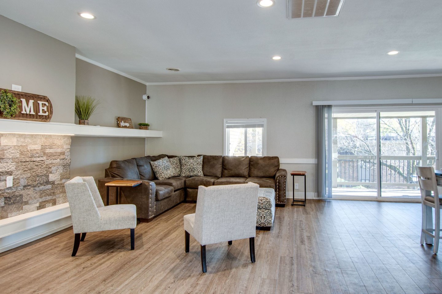 Nob Hill Apartments Image 15