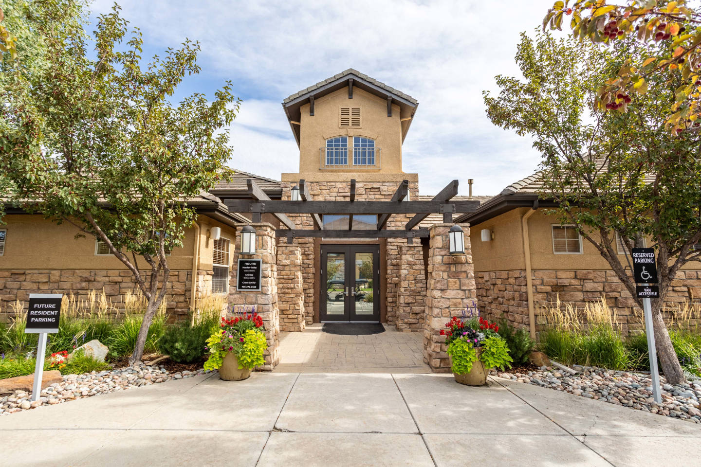 Resort at University Park Apartment Homes Image 16