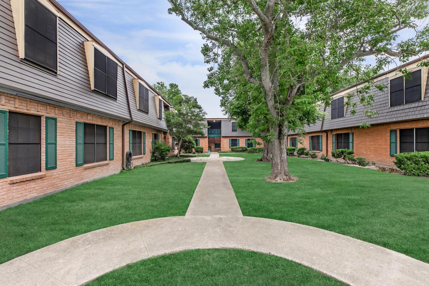 Chateau Santa Fe Apartments Image 27