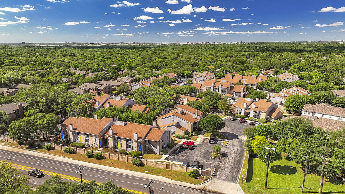 Stoneleigh Apartments Image 9