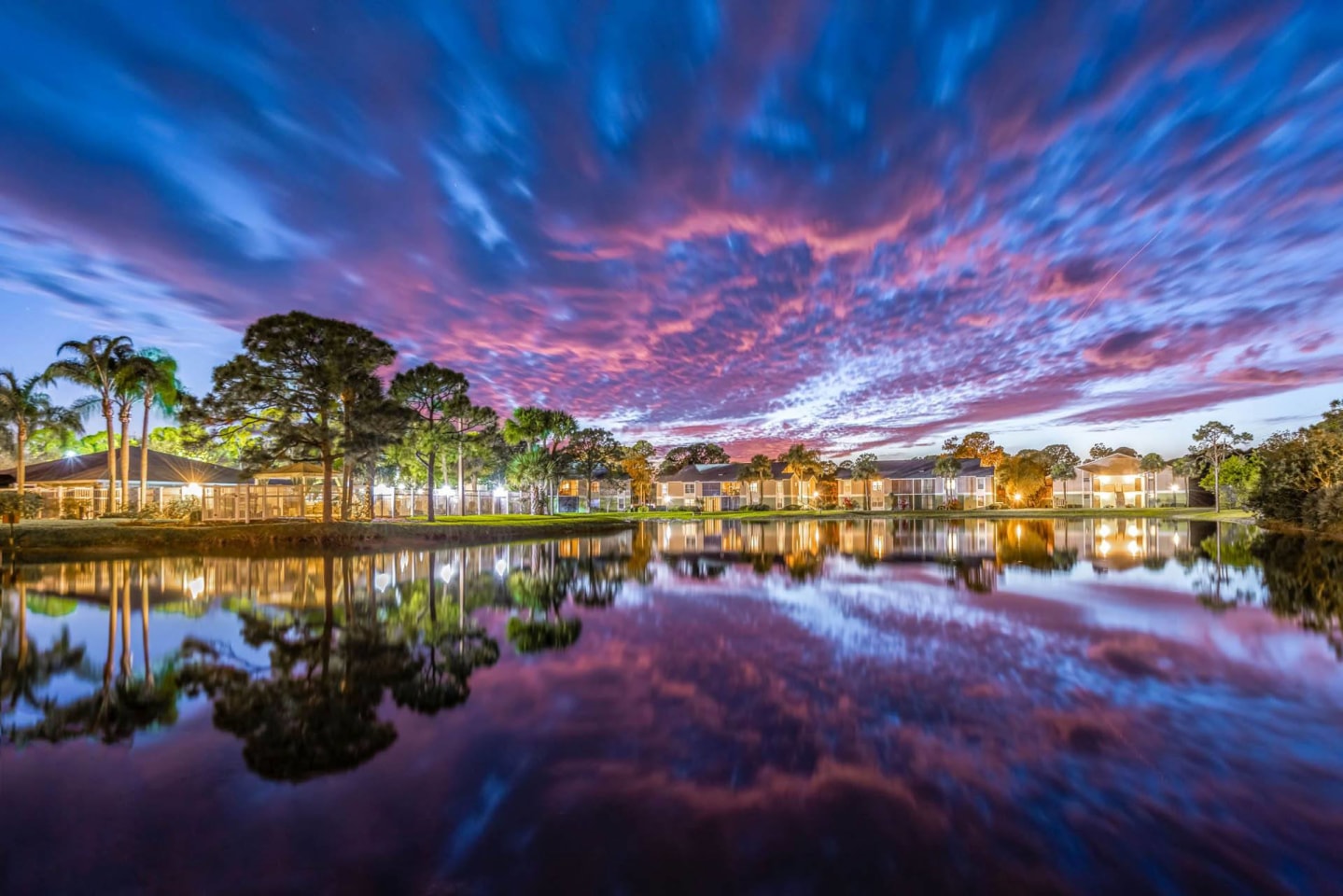 Lakeside Glen Image 24