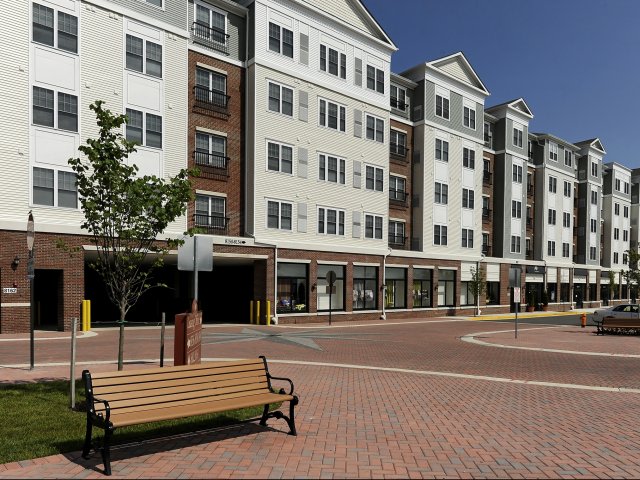 Mission Place Image 34