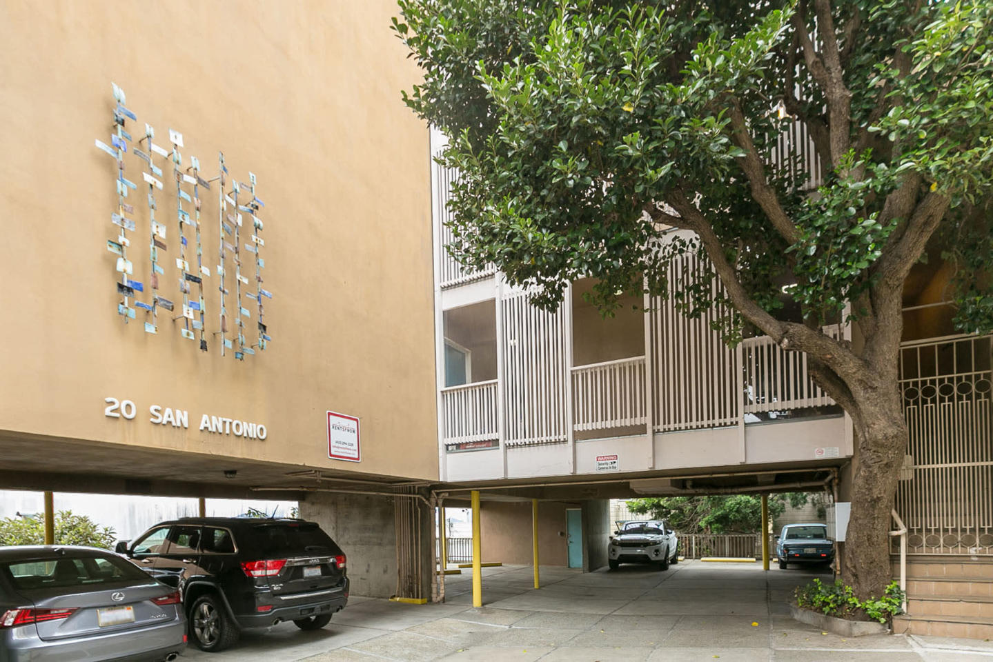 20 SAN ANTONIO Place Image 26
