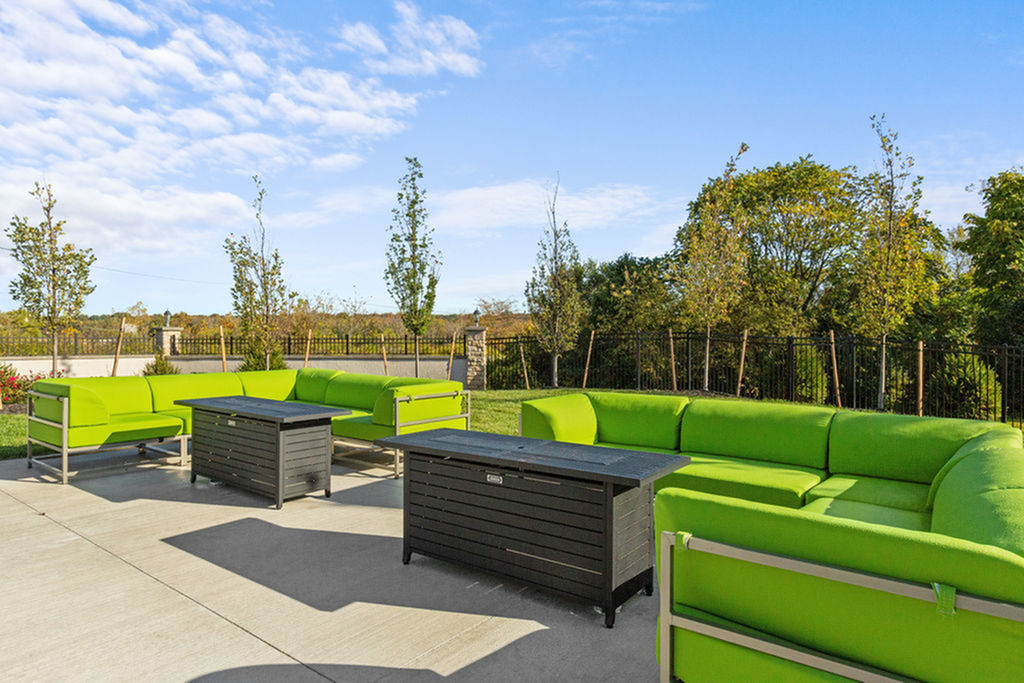 Marble Cliff Commons Image 40