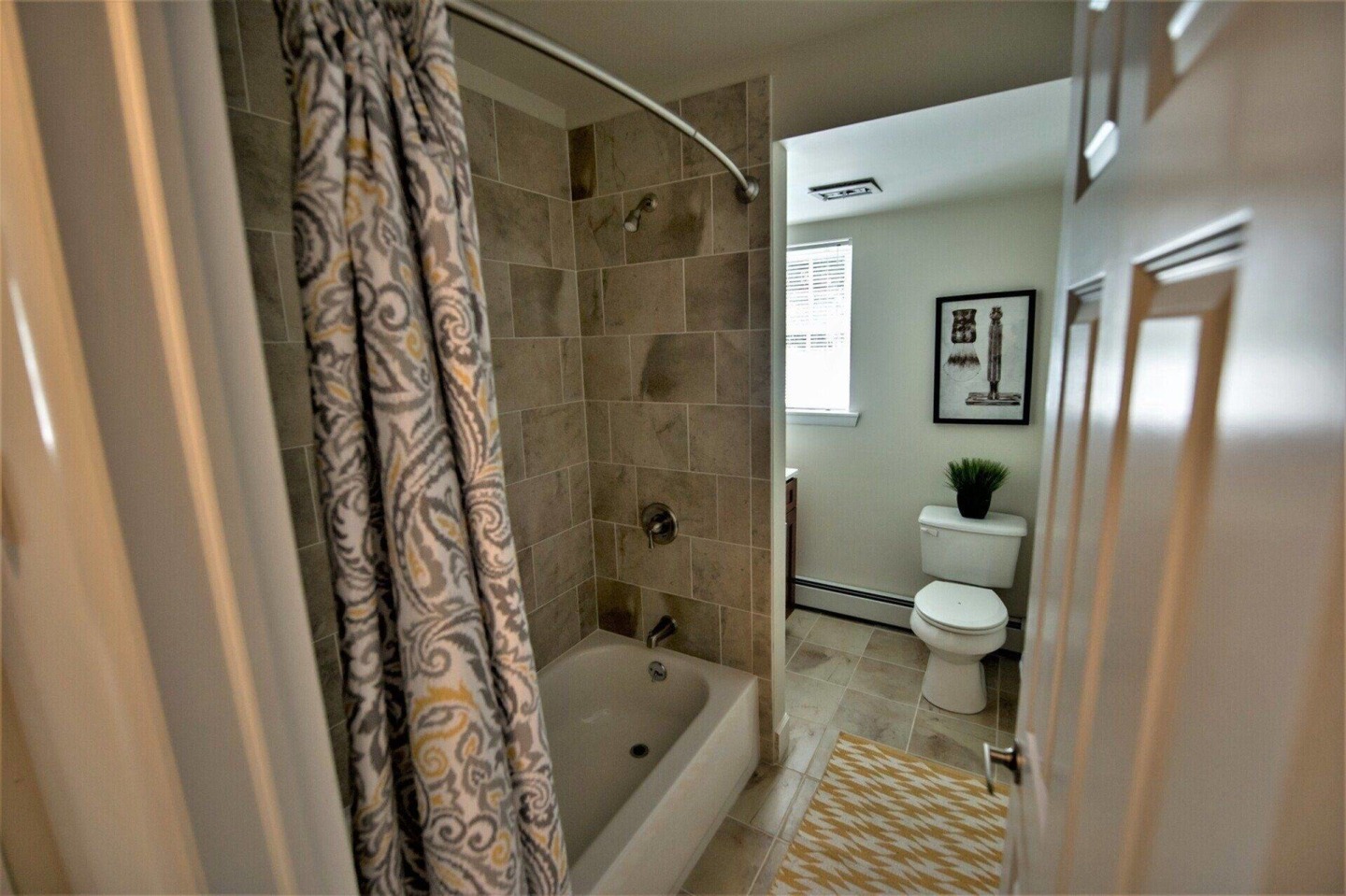 Goshen Manor Image 10