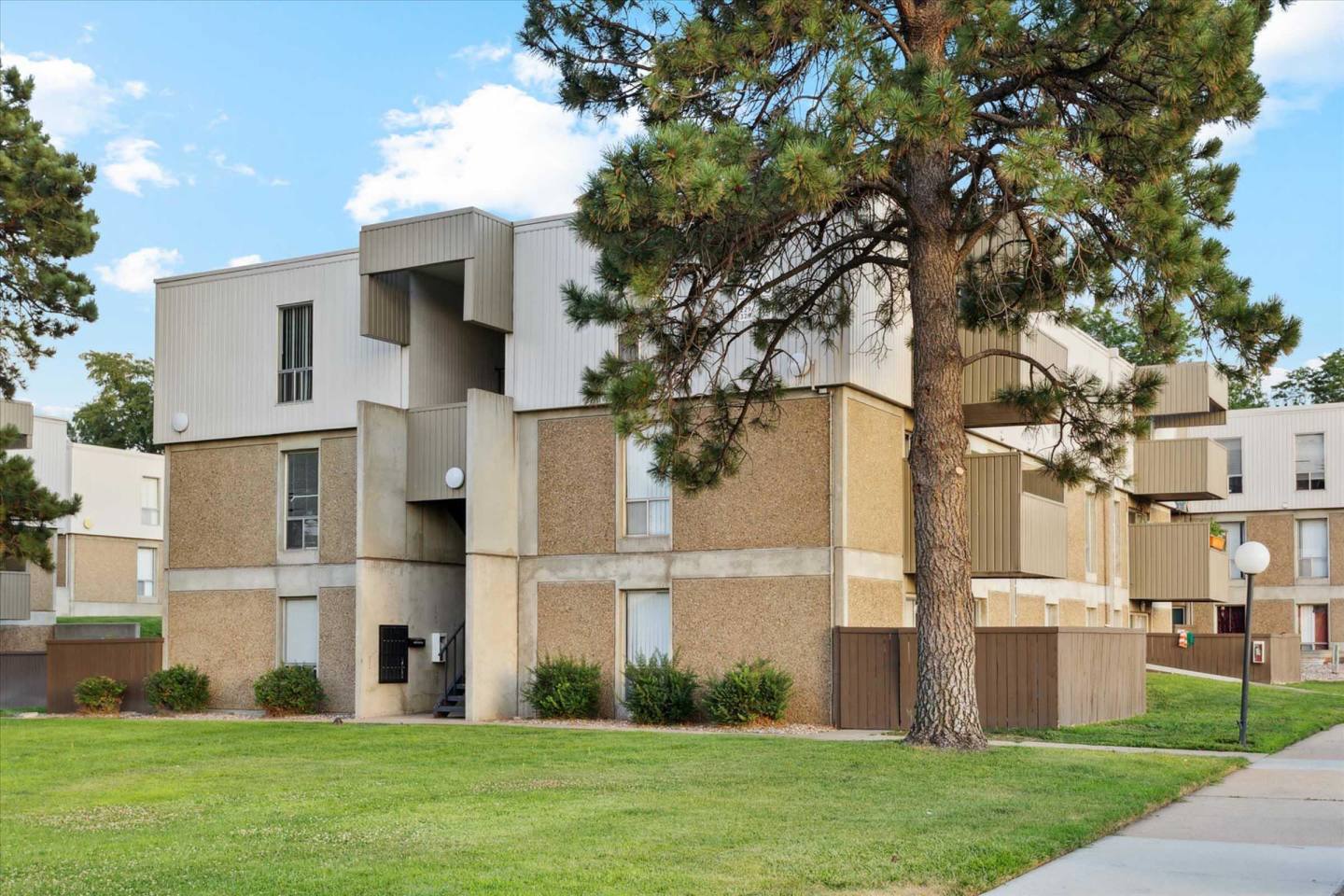 Westlake Apartments Image 41