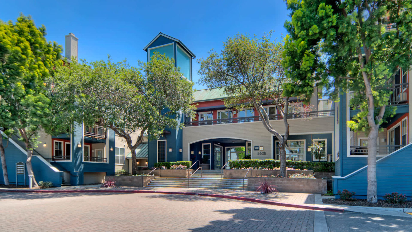 City Gate at Cupertino Image 1