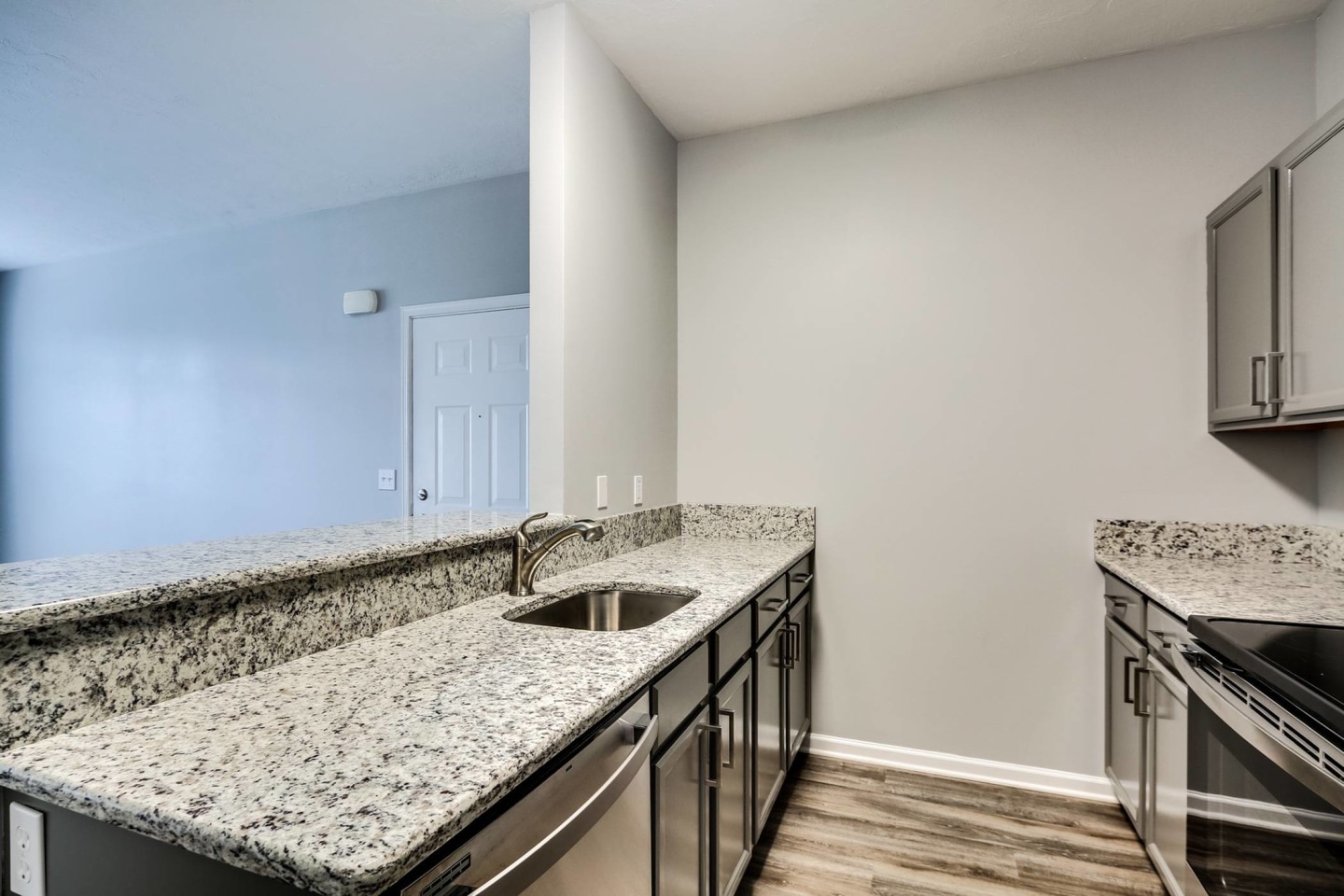 The Villas of Castleton Apartments Image 9