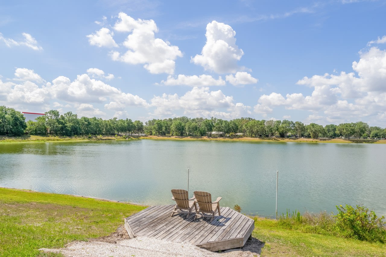 Century Lakehouse Image 11