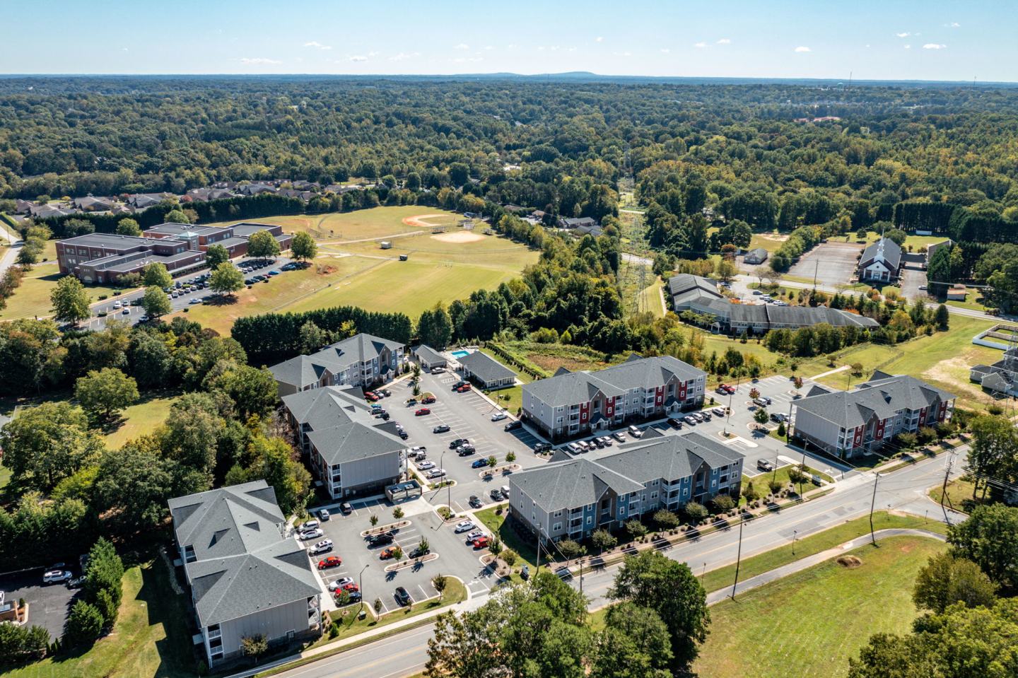 Hawks Landing Luxury Apartments Image 21