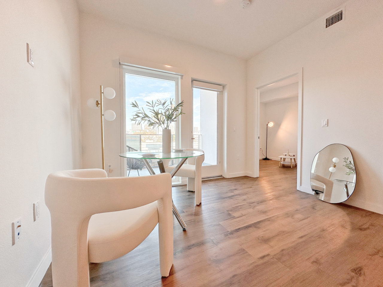 Maxwell Apartments Image 31