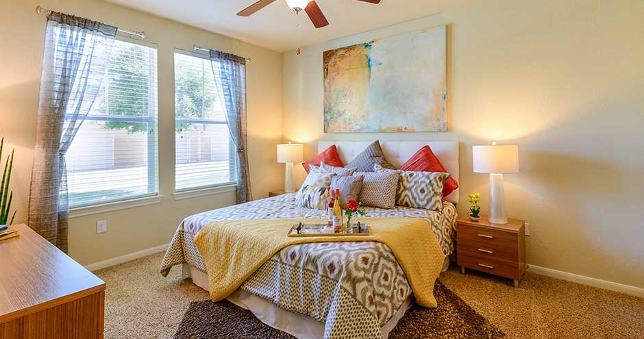 Parkway Grande Apartment Homes Image 6