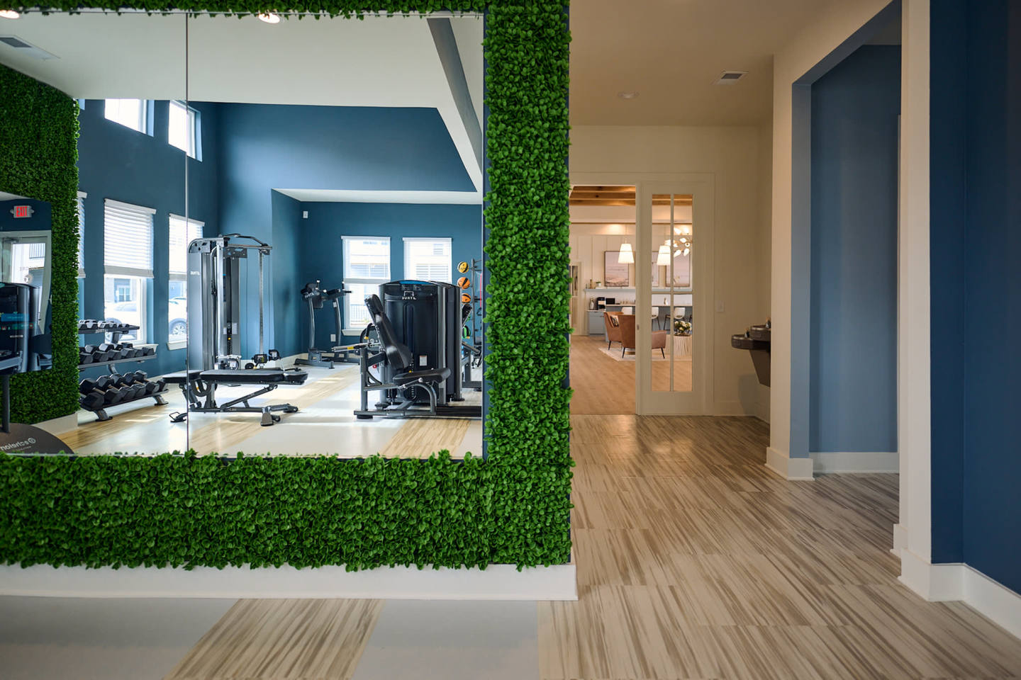 Encore Luxury Residences Image 13