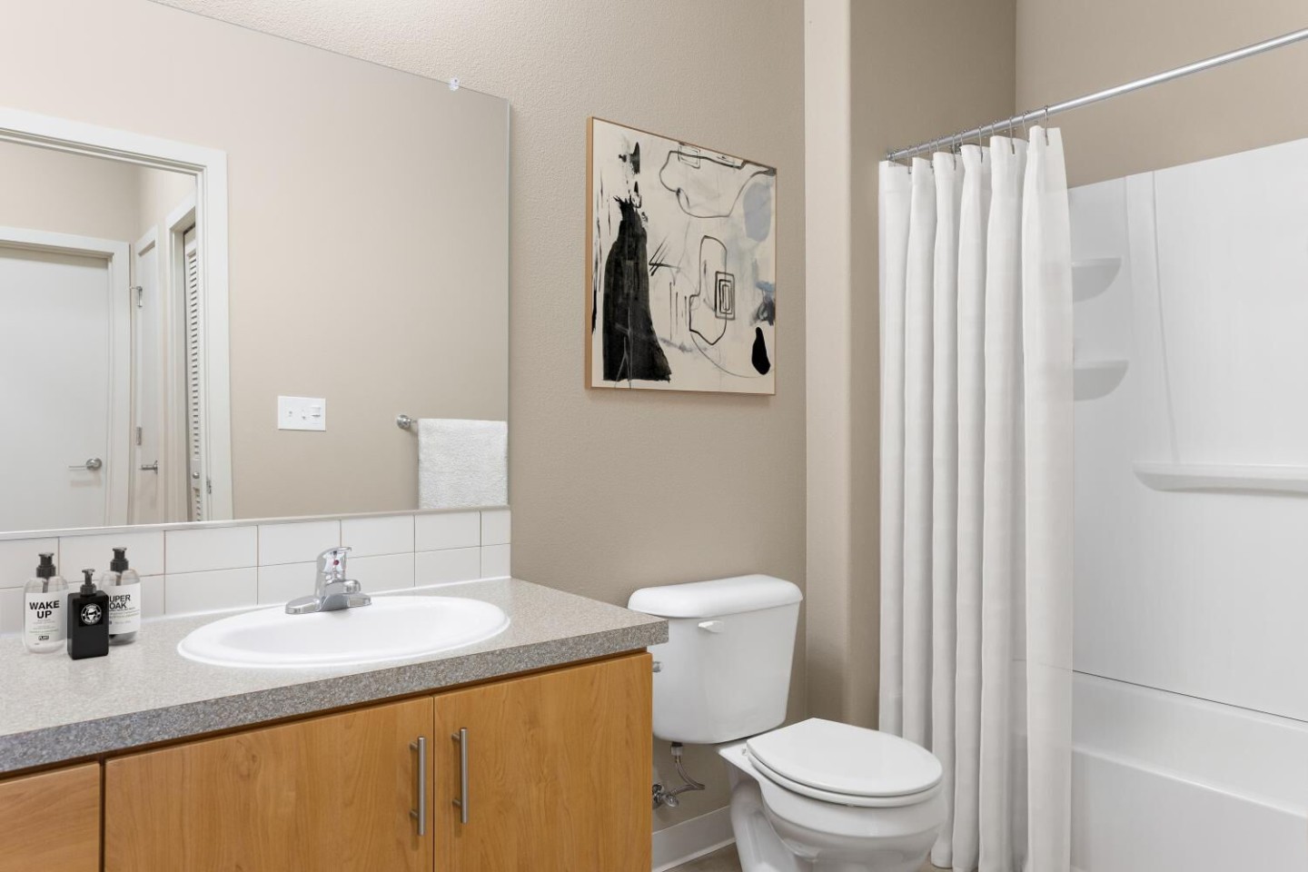 206 Apartments Image 10