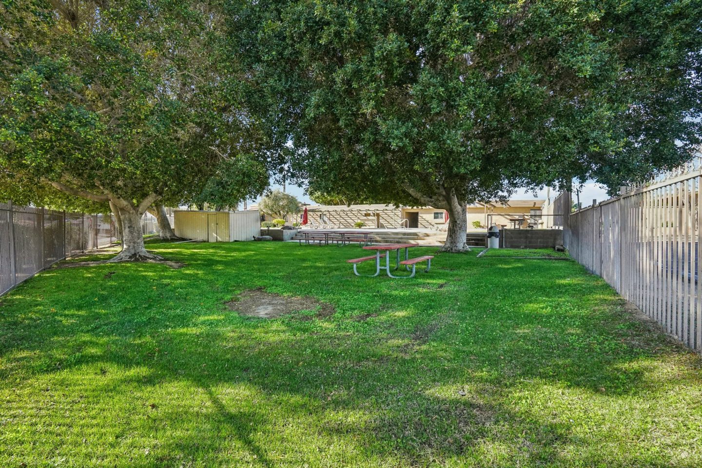 Desert Fountains at Palm Desert Apartments Image 6