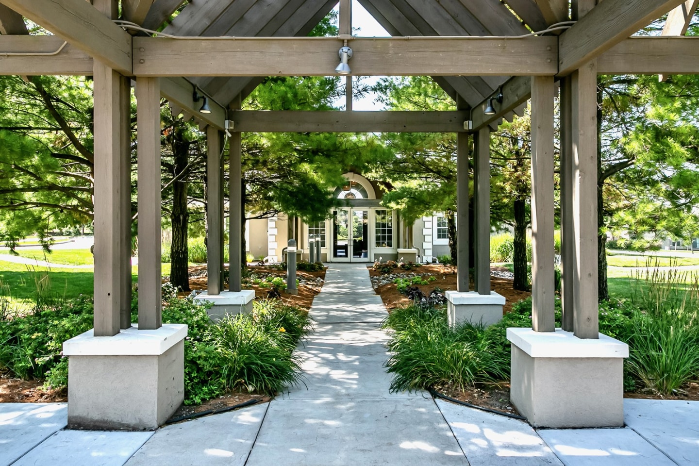 The Larimore Image 22