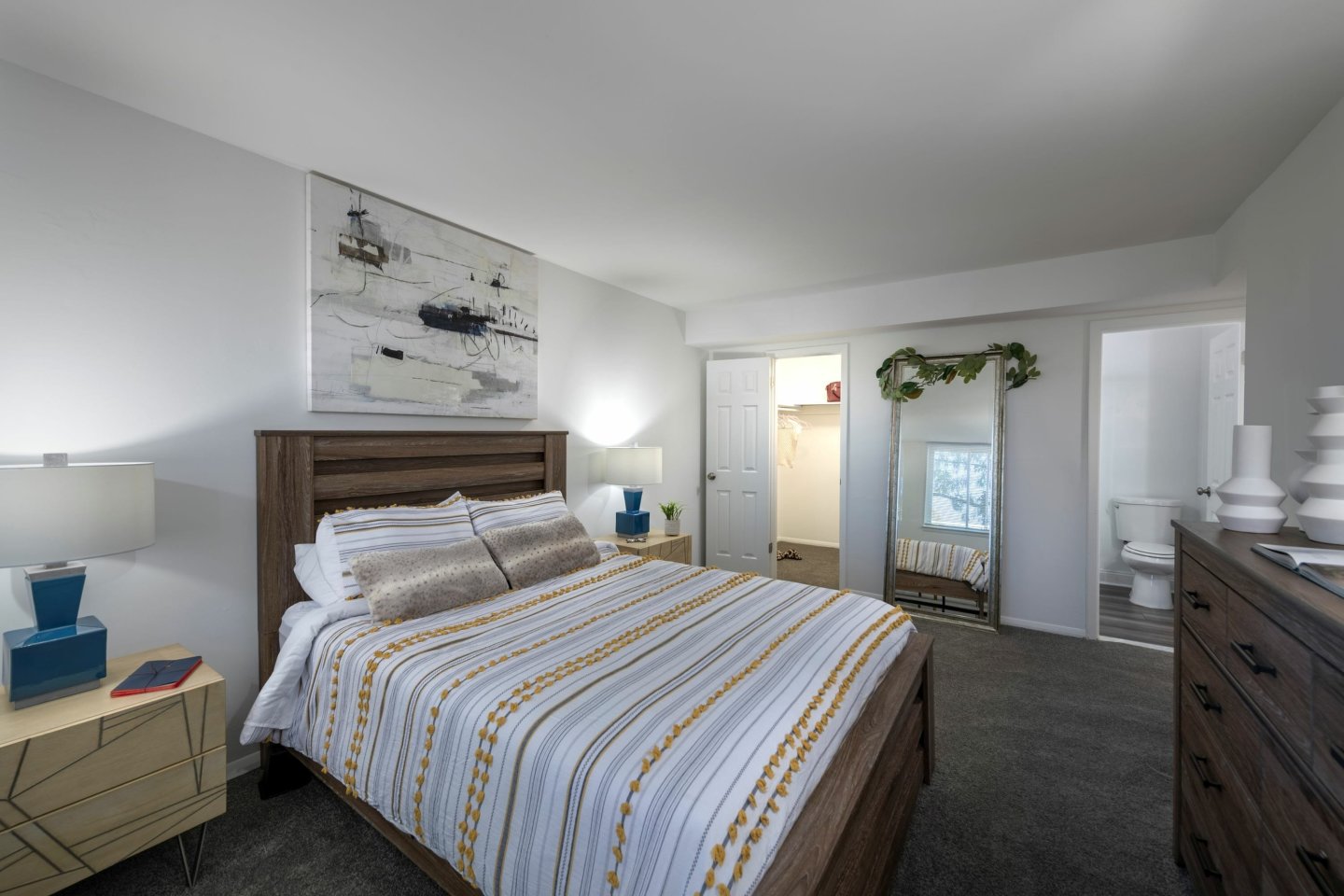 TowsonTown Place Apartments Image 14