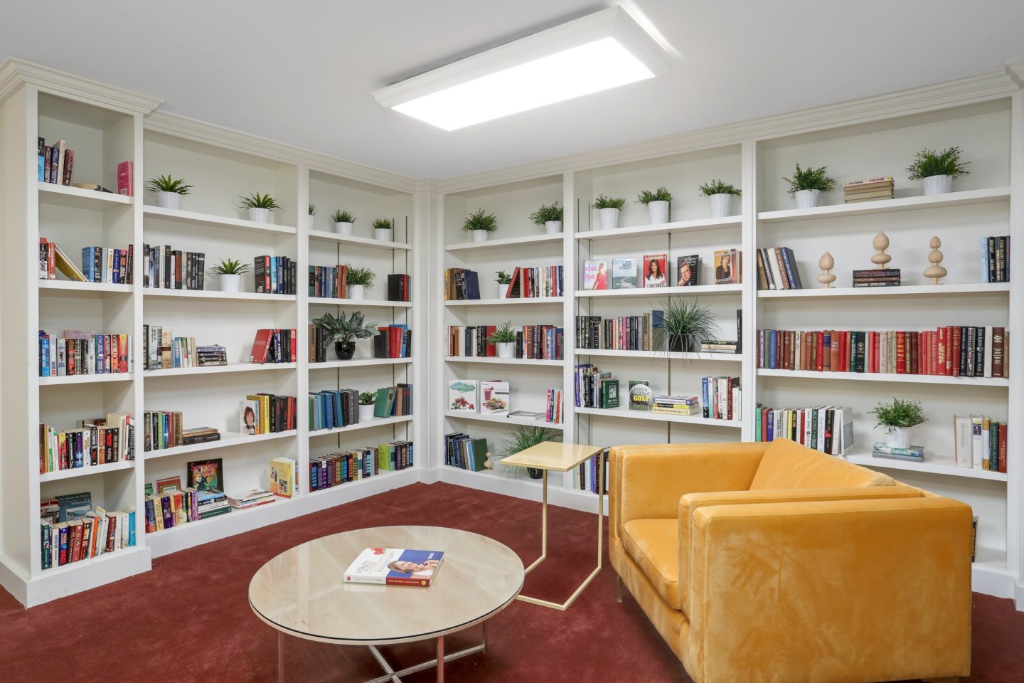 Farmington Oaks Image 36