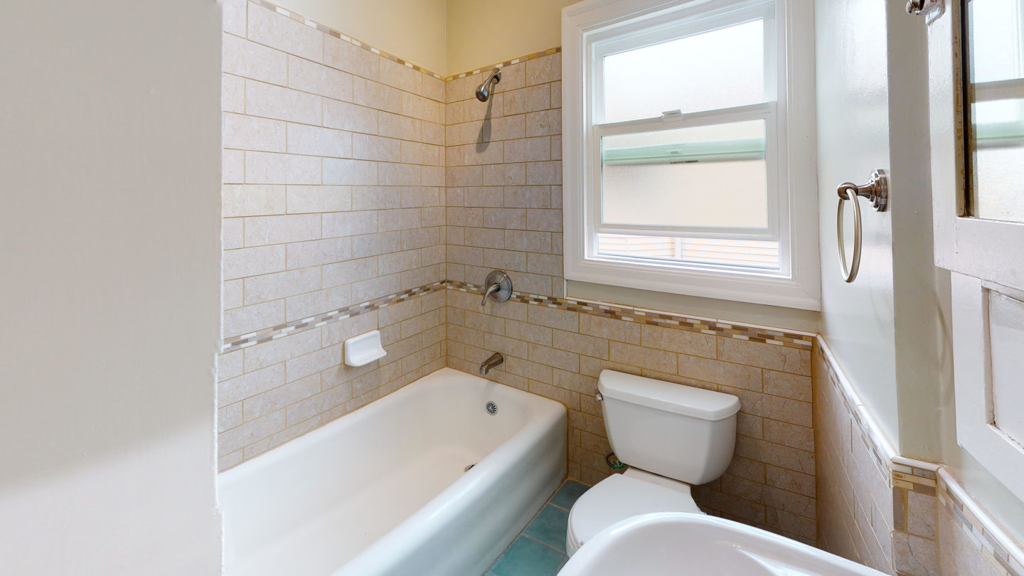 2410 Dwight Way Image 8