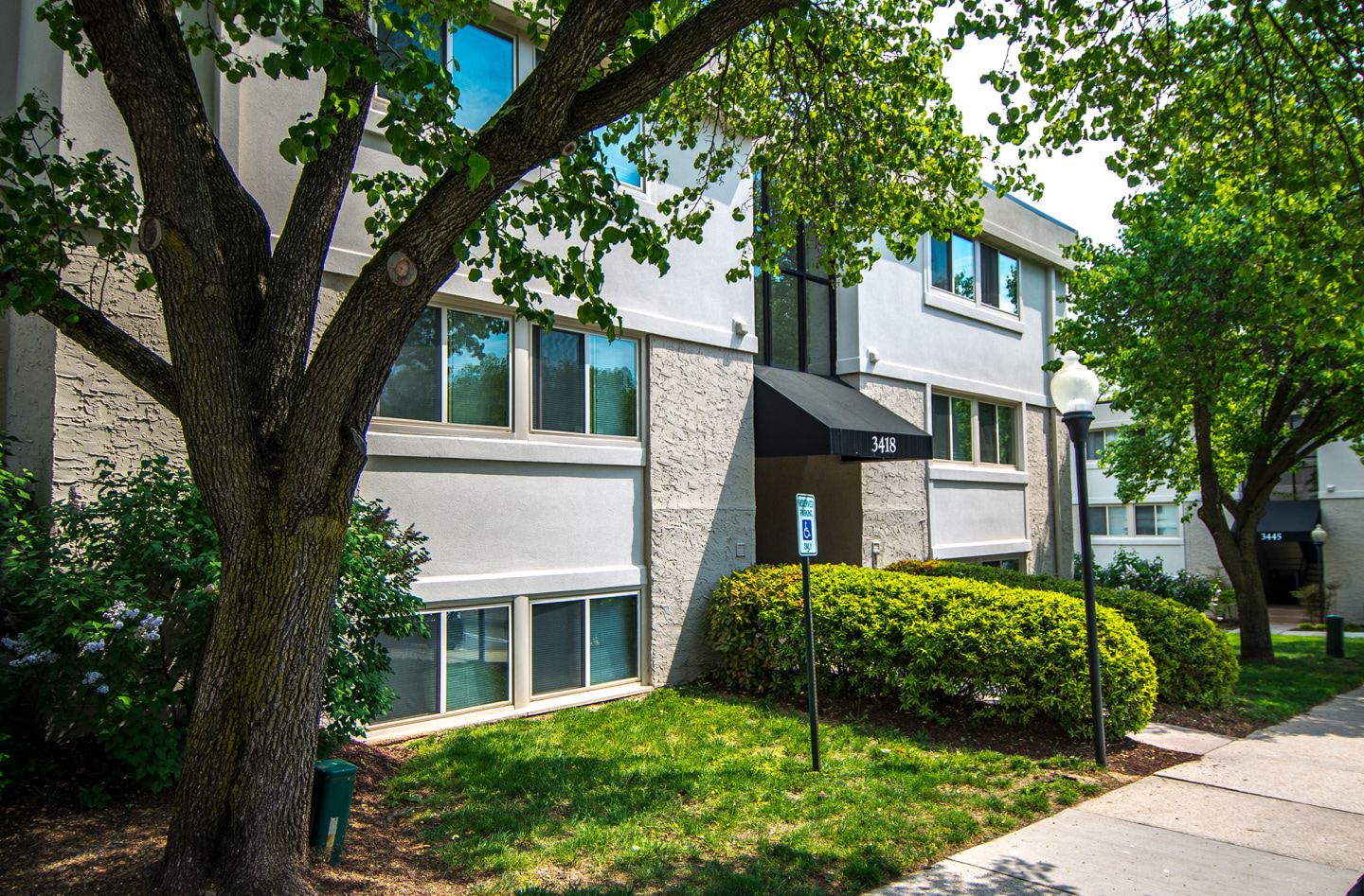 Ashley Apartments Image 8