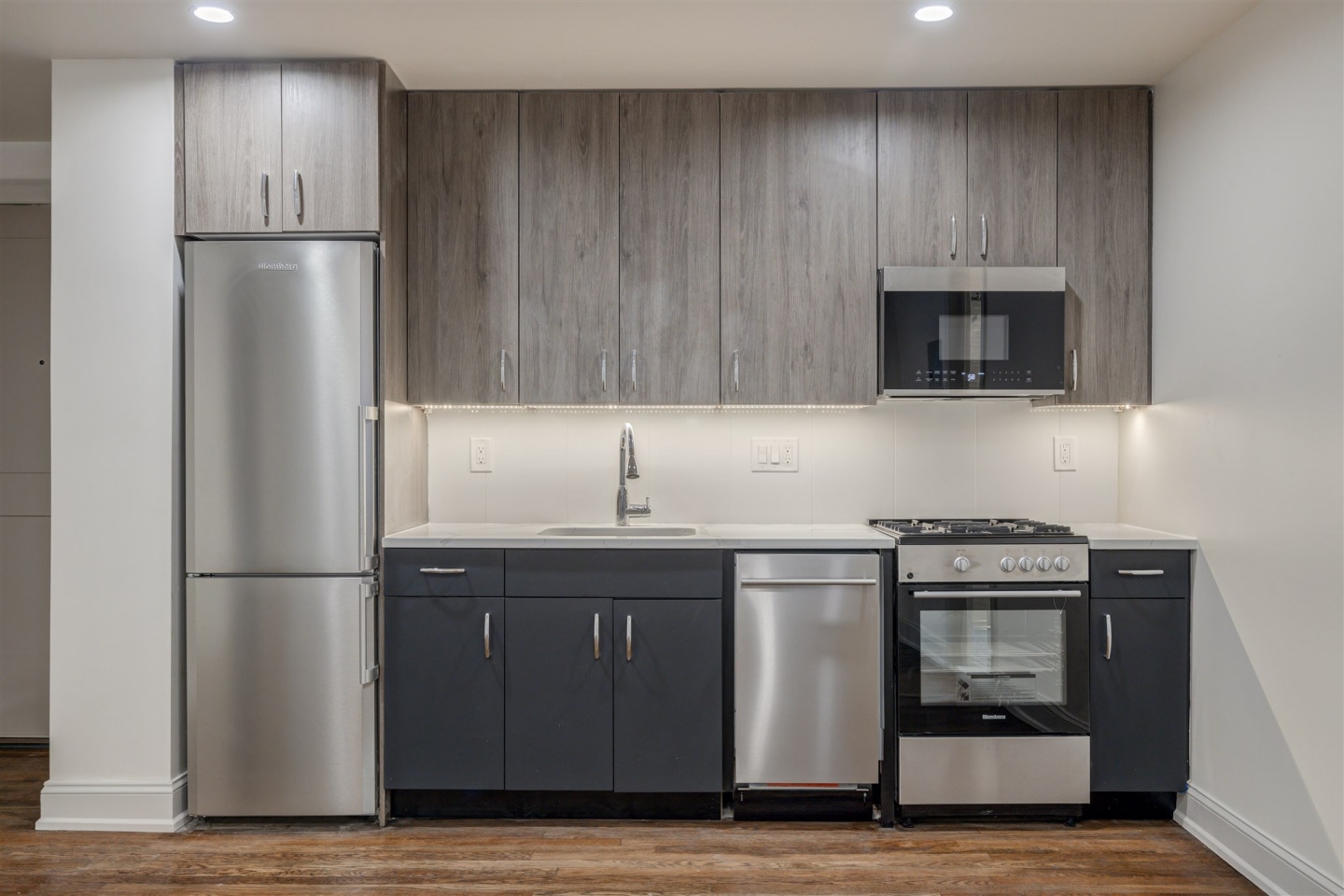 The Park Manor Apartments Image 1