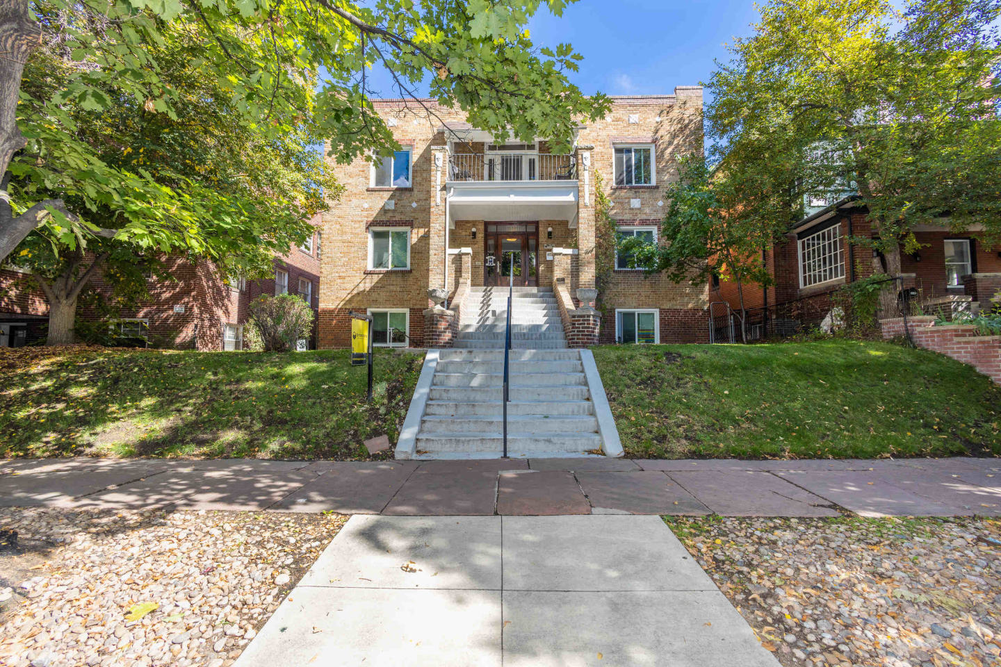 960 Pearl St Image 15