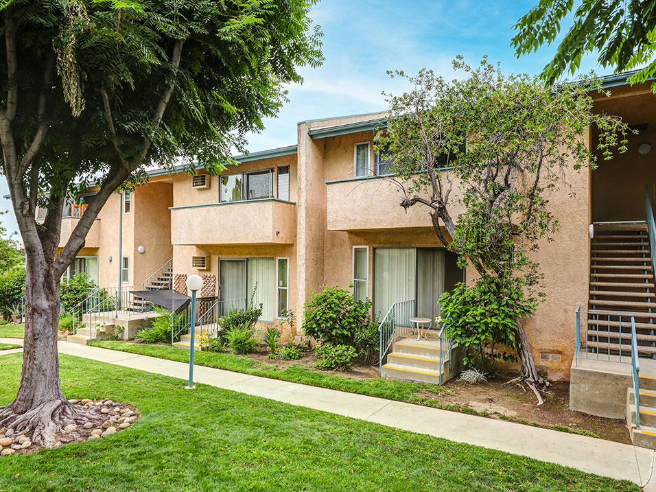 Olive View Gardens Image 15