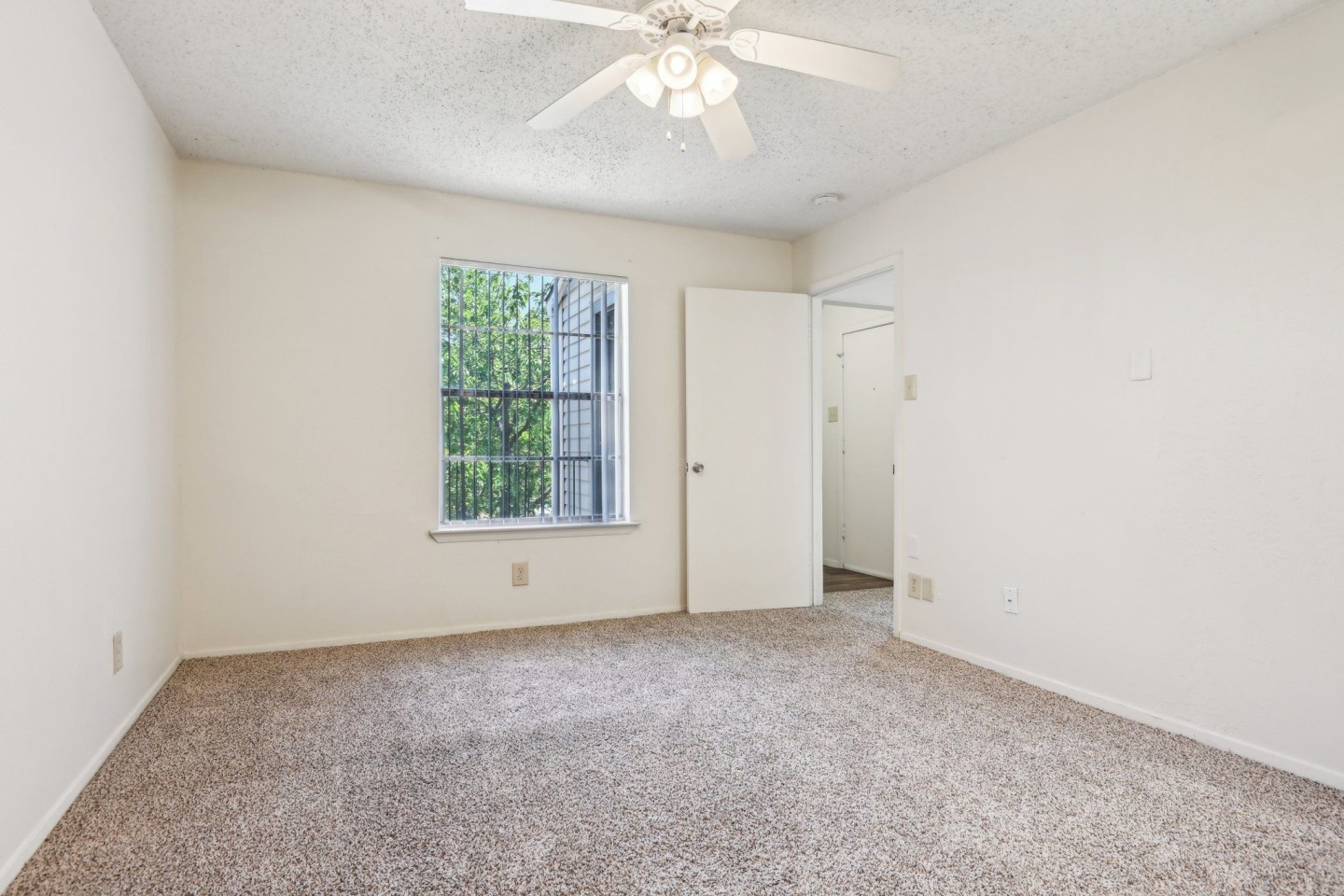 Abbey Glenn Apartments Image 8