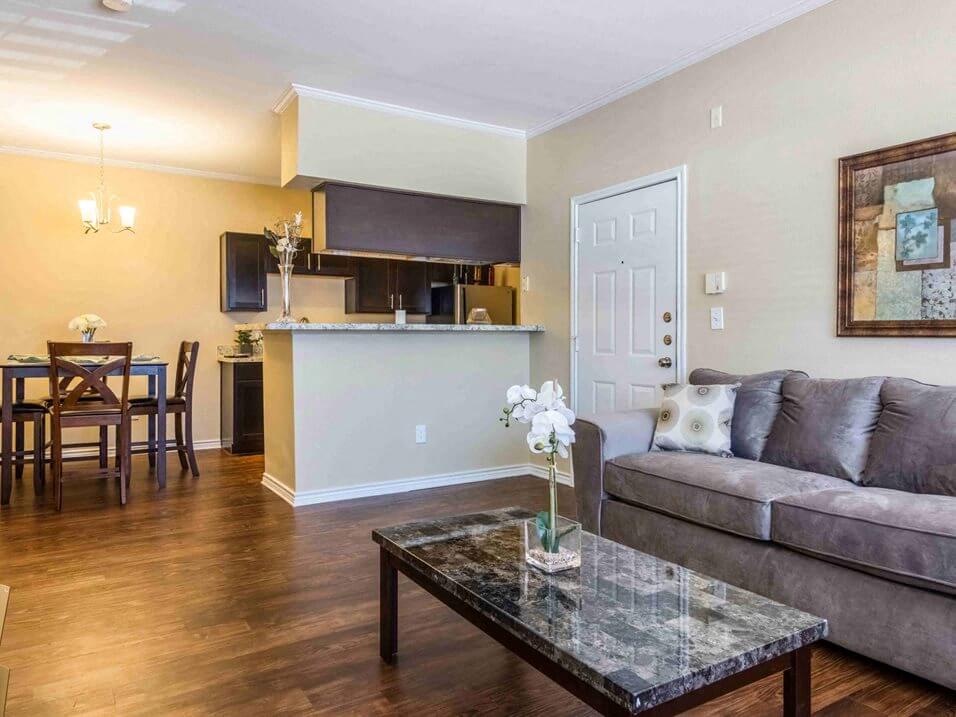 Summer Brook Apartments Image 3