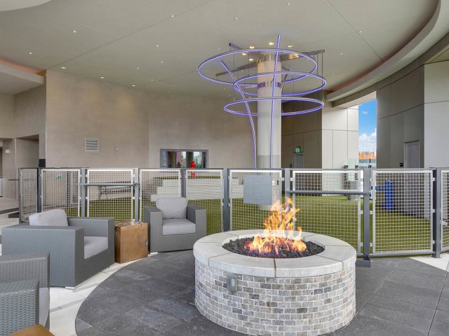 Parq on Speer Image 32