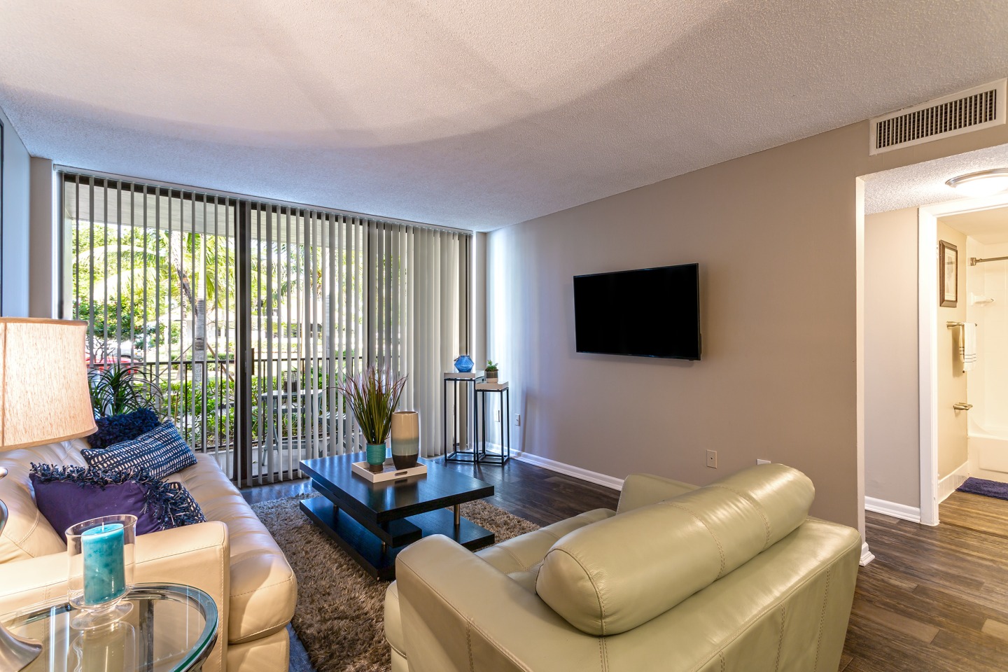 Watermarke at Biscayne Apartment Homes Image 21