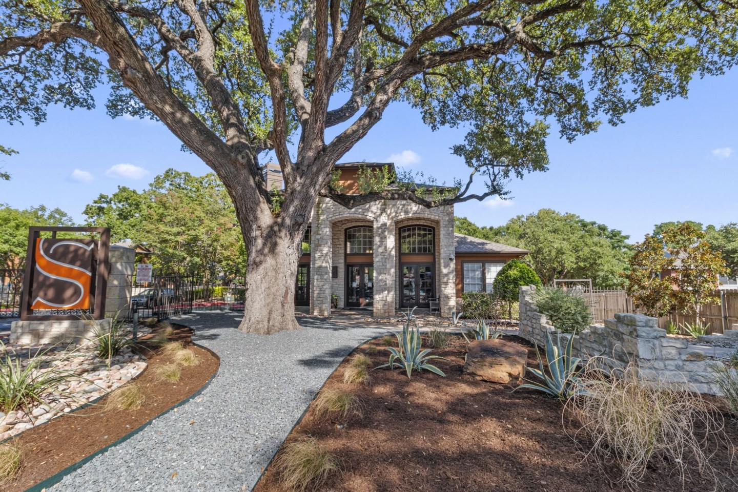 Saratoga Ridge Image 2