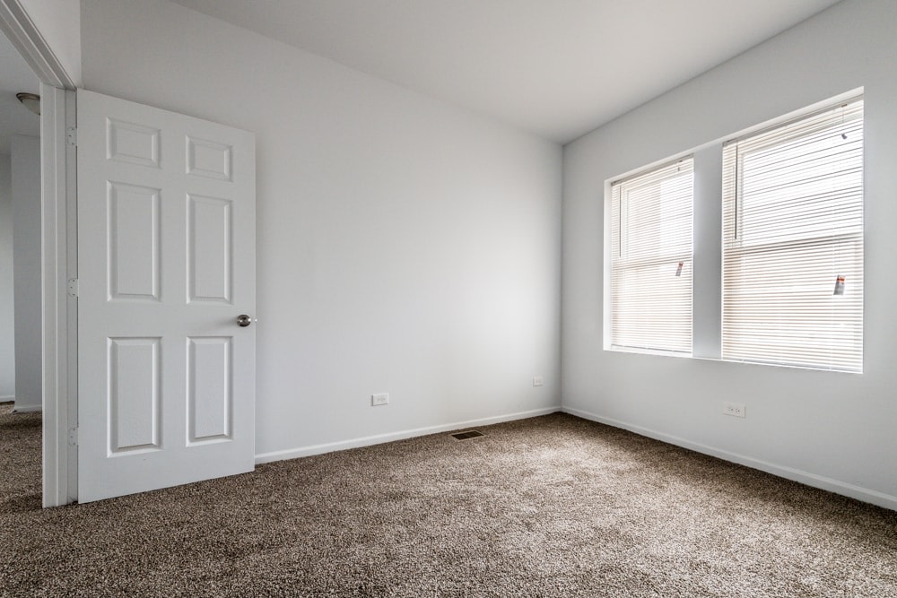 1509 S Kenneth Ave Image 6