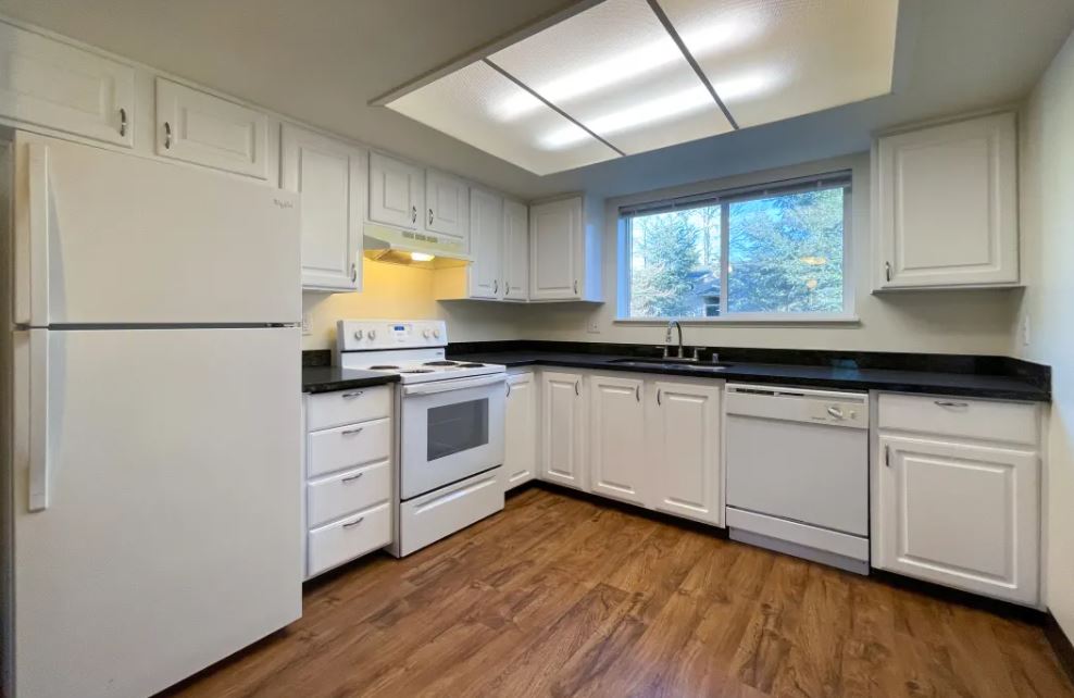 Sandpiper Apartments Image 15