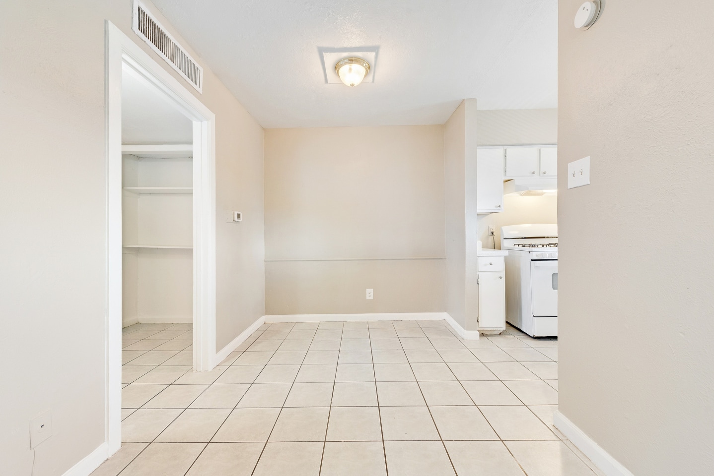 Orchard Hills Apartments Image 7