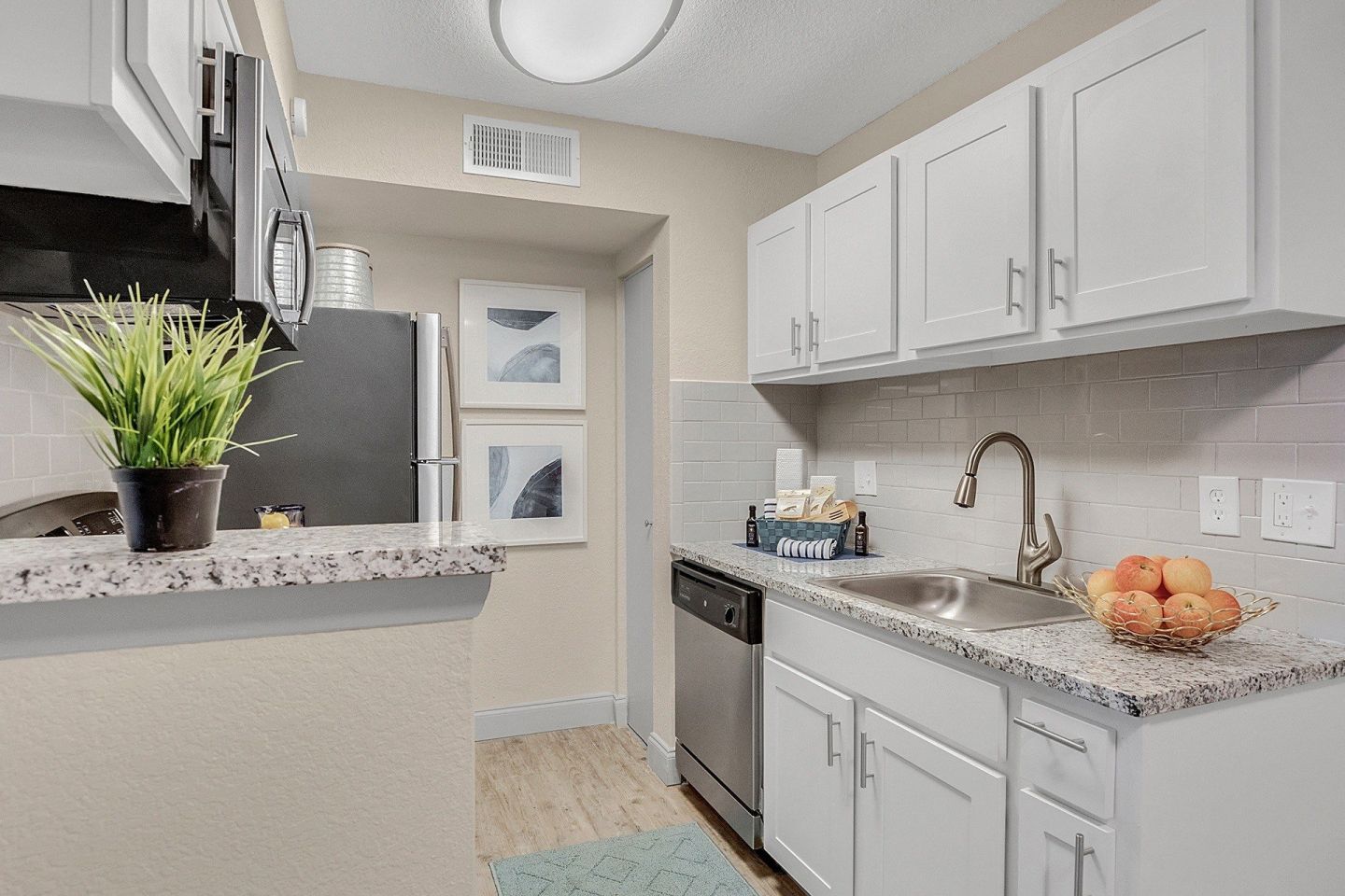 Haven at Lake Deer Apartments Image 4
