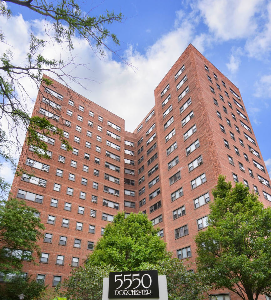 5550 South Dorchester Image 6