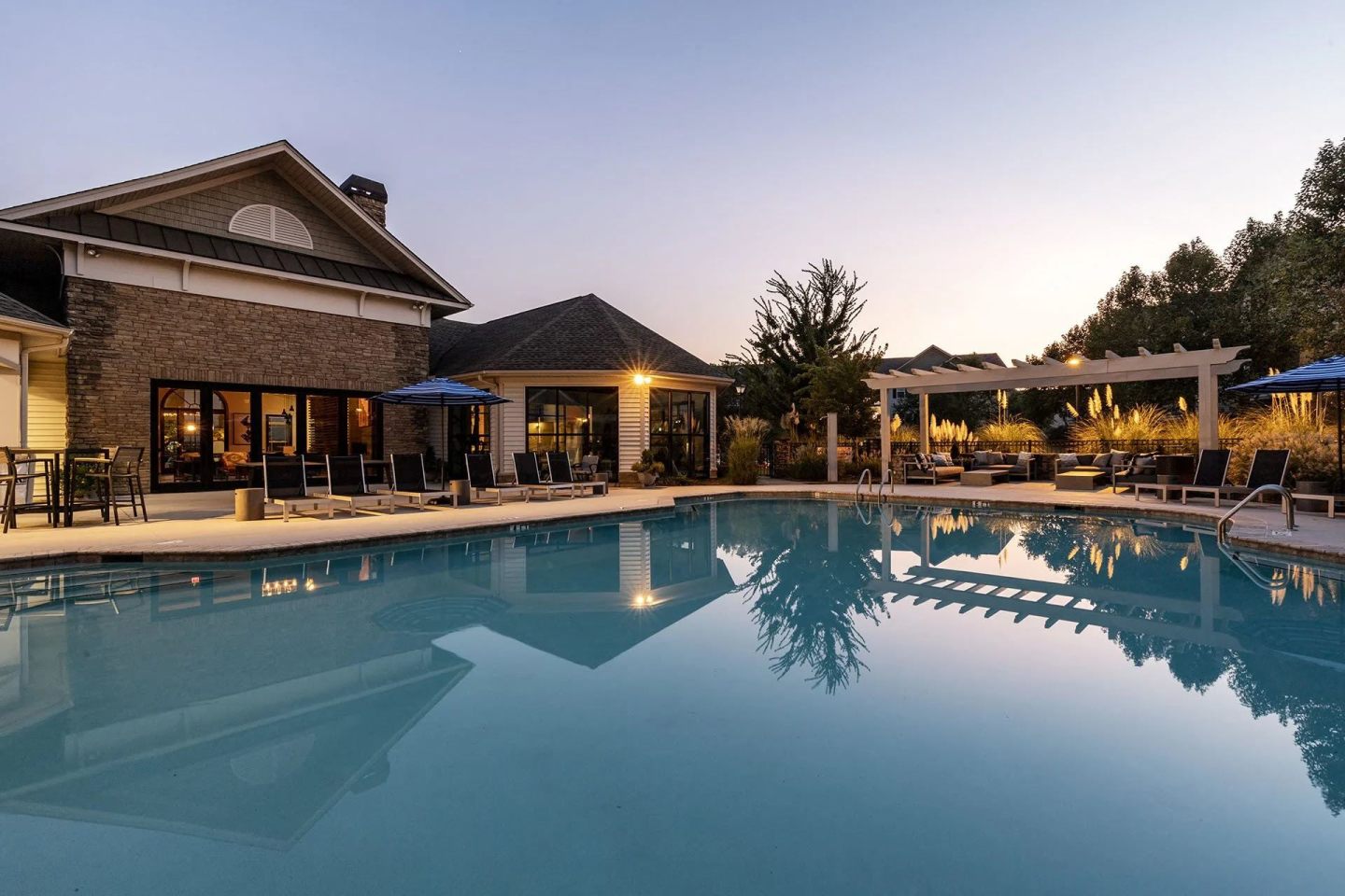 Enclave at Rivergate Image 14