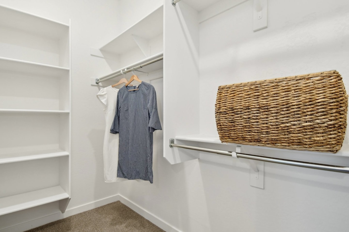 Pique Residences Image 17