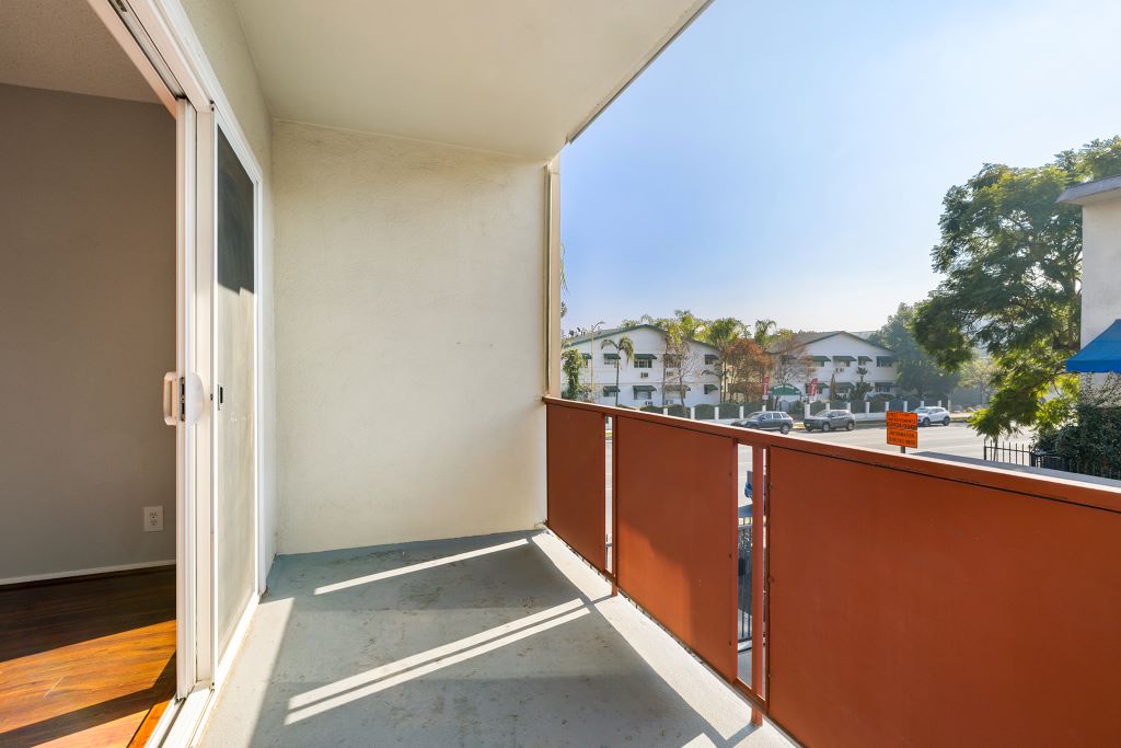 Krystal Terrace Image 31