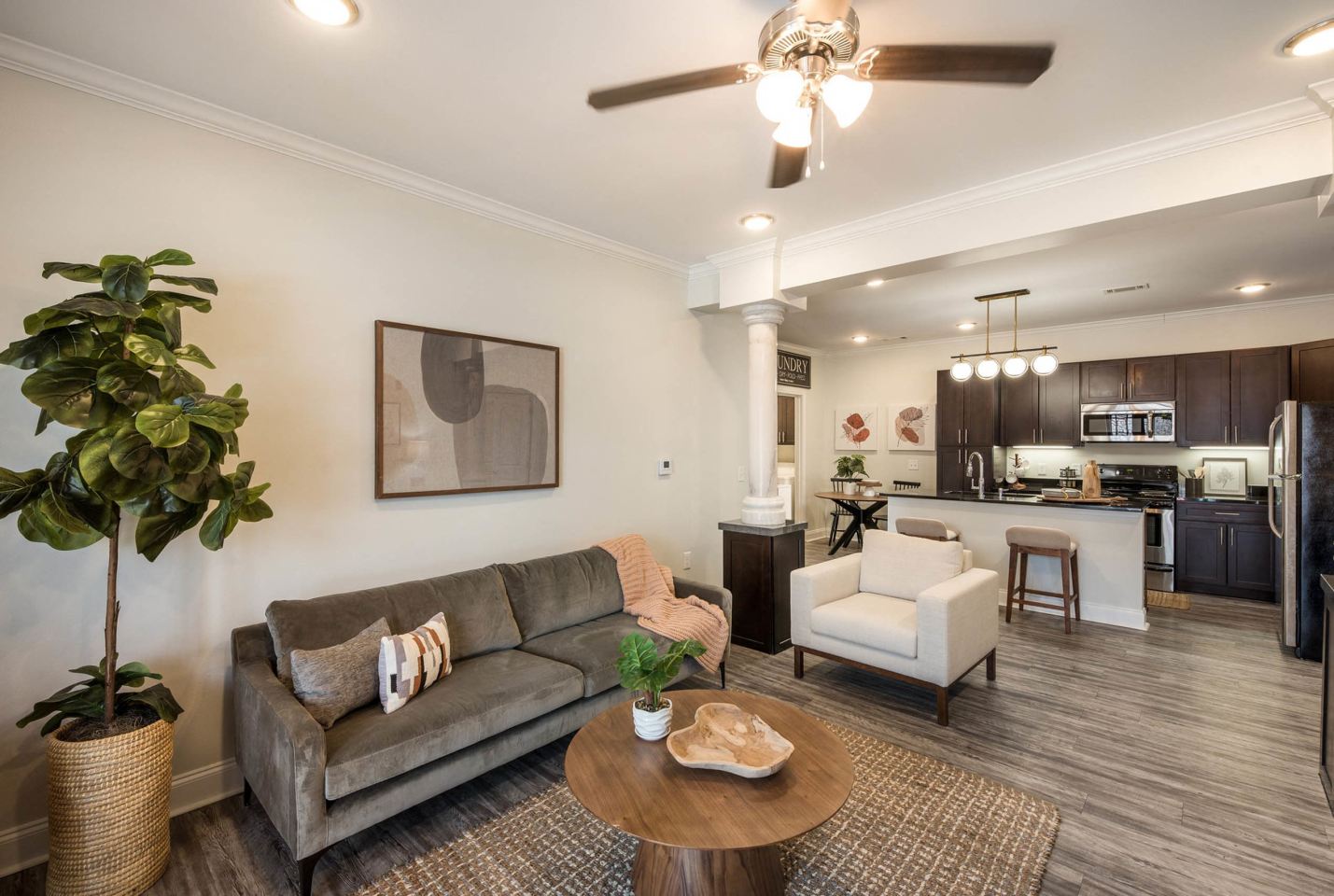 Arlo Luxury Apartment Homes Image 2