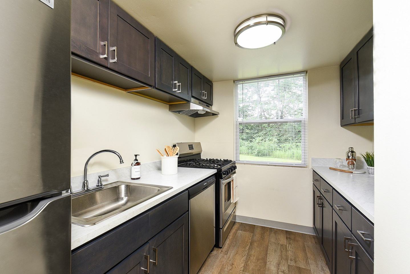 Vairo Village Image 2